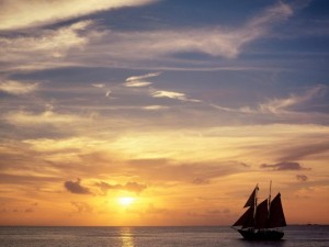 2706_Sailboat-on-the-ocean-Key-West-Florida